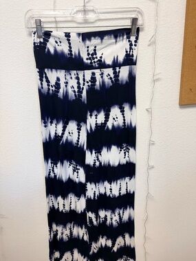 Women’s Navy and White Tie-Dye Maxi Skirt